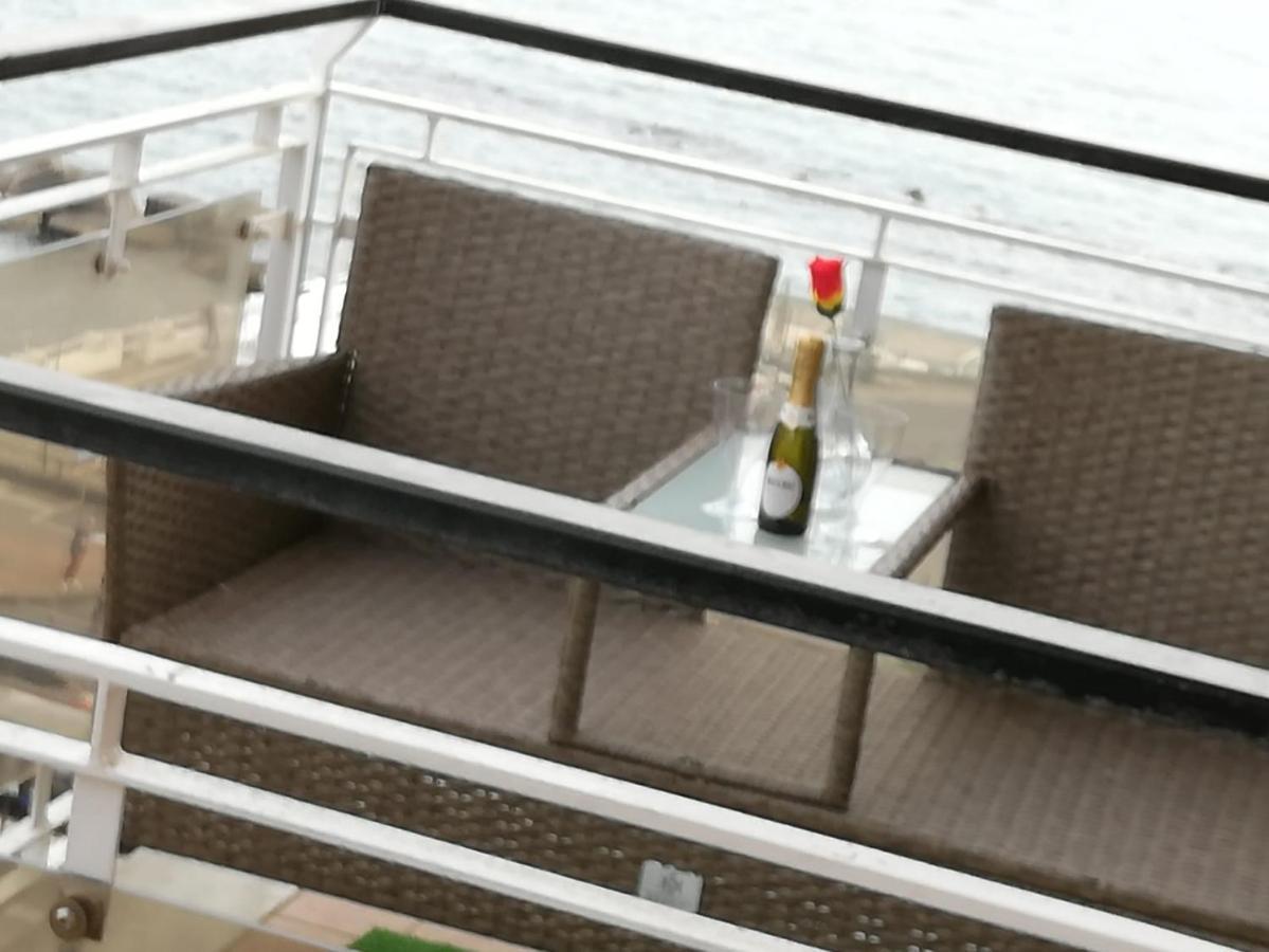 V I P Suites Cielo Stellato On Concordia Sea Salerno Exterior photo